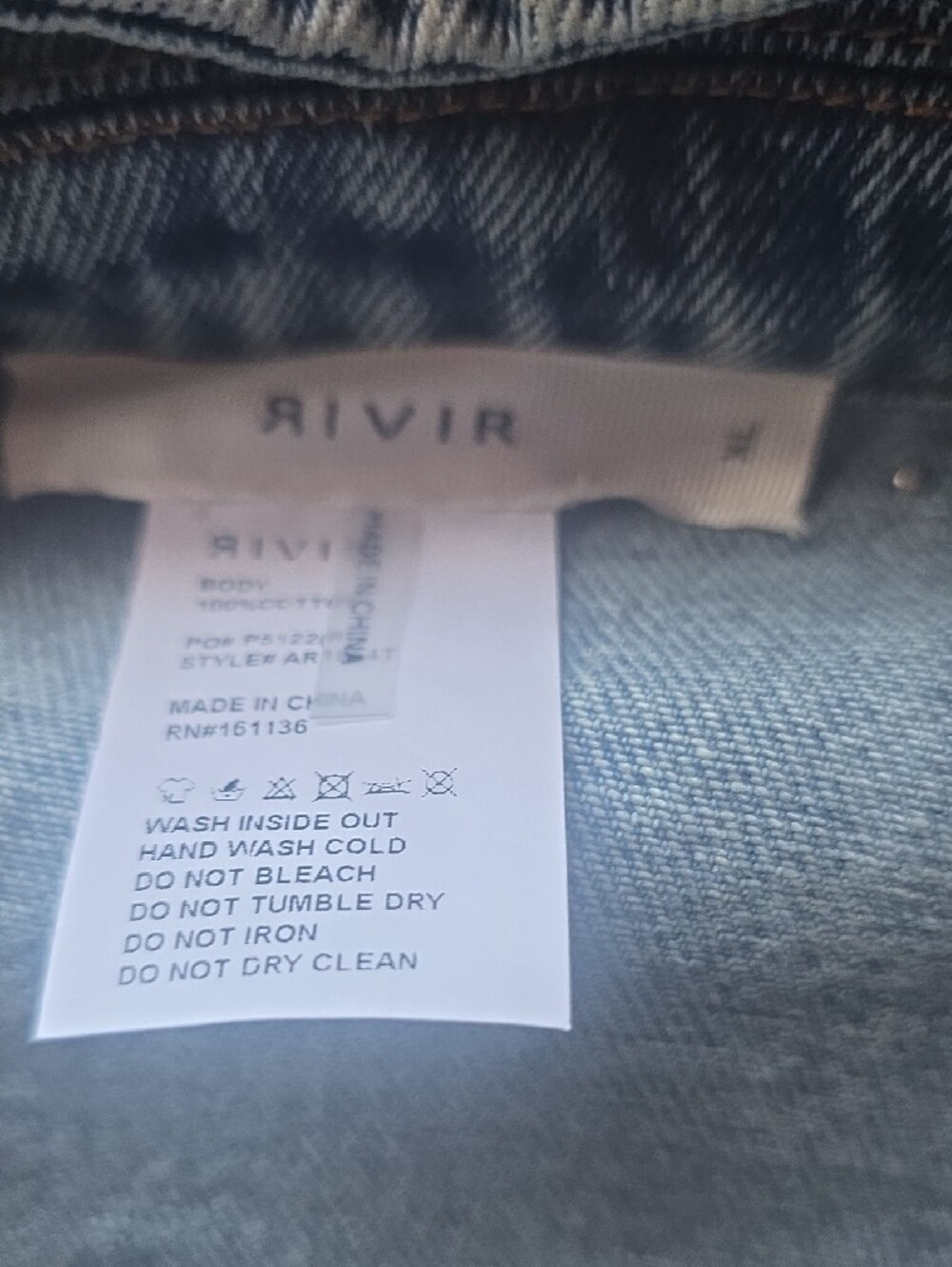 Cropped Studded Denim Jacket - Light Blue - Picture 2 of 6